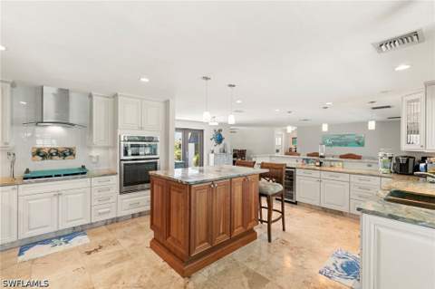 1784 Wavecrest Ct, Marco Island FL - photo 18 of 47