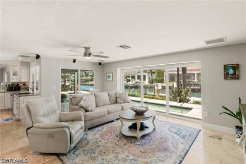 1784 Wavecrest Ct, Marco Island FL - photo 21 of 47