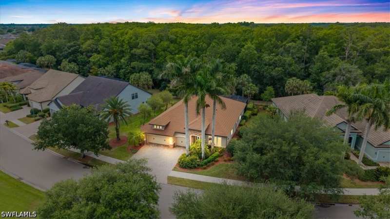 3 bedroom SingleFamilyResidence at 16044 Herons View Dr, Country Club, Alva — photo 1