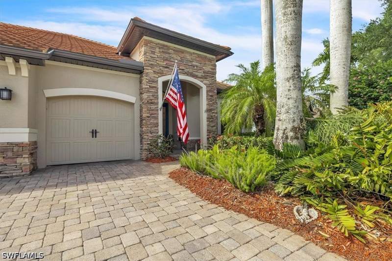 3 bedroom SingleFamilyResidence at 16044 Herons View Dr, Country Club, Alva — photo 5