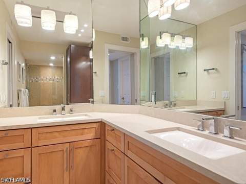 4551 Gulf Shore Blvd N 606, Naples FL - photo 9 of 17