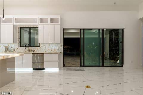 618 North Ave, Lehigh Acres FL - photo 14 of 45
