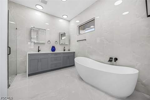 2724 NW 7th Pl, Cape Coral FL - photo 16 of 40
