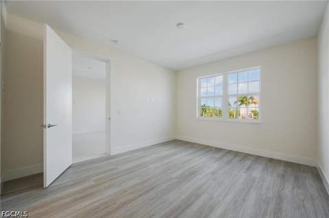 15901 Royal Pointe Ln 306, Fort Myers FL - photo 20 of 29