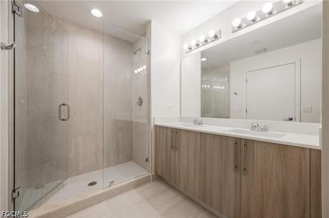 15901 Royal Pointe Ln 306, Fort Myers FL - photo 23 of 29