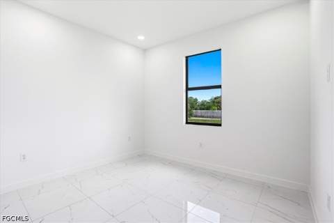 1919 Crawford Ave N, Lehigh Acres FL - photo 10 of 28