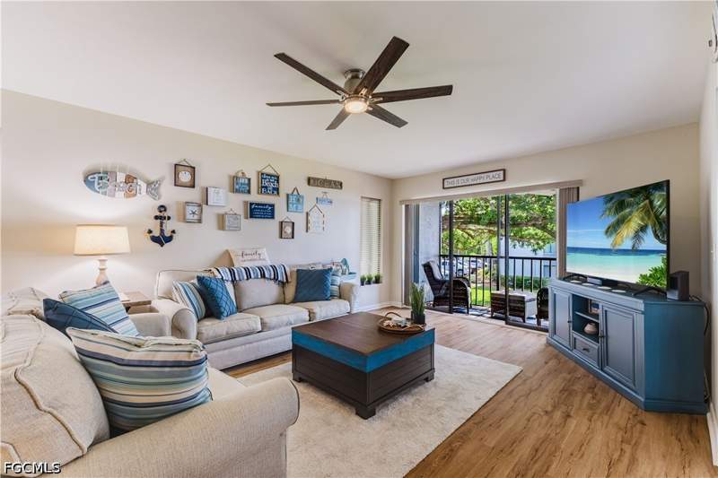 2 bedroom Condominium at 4641 Lakeside Club Blvd 13, Pine Ridge Of Fort Myers Village, Fort Myers — photo 2
