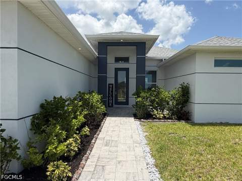 4338 NW 31st Ter, Cape Coral FL - photo 8 of 51