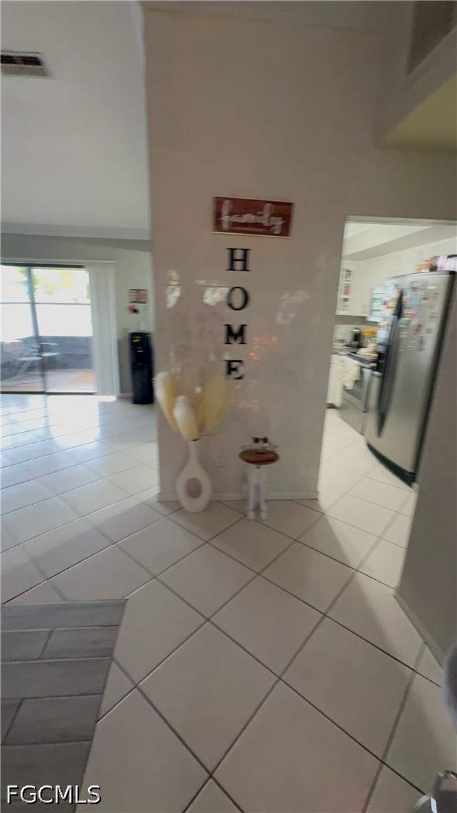 3 bedroom SingleFamilyResidence at 246 SE 7th St, Cape Coral, Cape Coral — photo 3