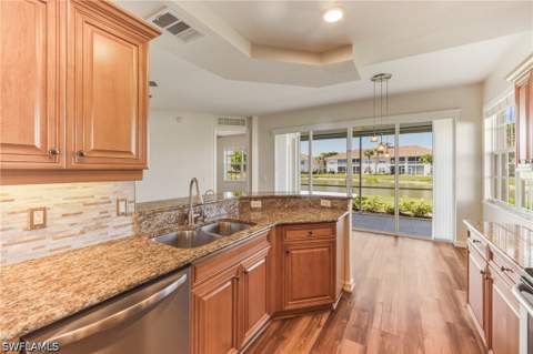 3053 Driftwood Way 3907, Naples FL - photo 10 of 39