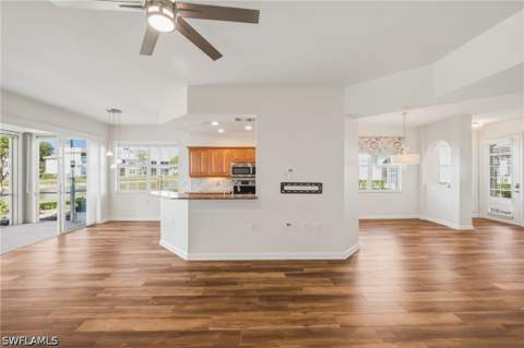 3053 Driftwood Way 3907, Naples FL - photo 6 of 39