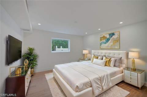 1379 Chesapeake Ave A4, Naples FL - photo 17 of 32