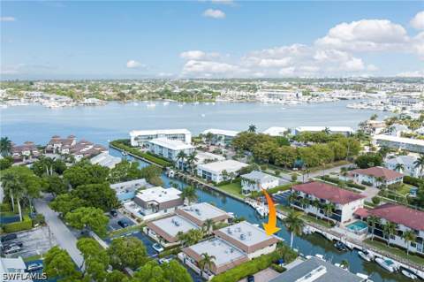 1379 Chesapeake Ave A4, Naples FL - photo 24 of 32