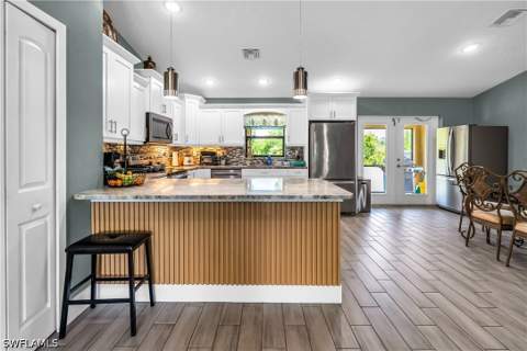605 E 11th St, Lehigh Acres FL - photo 10 of 41