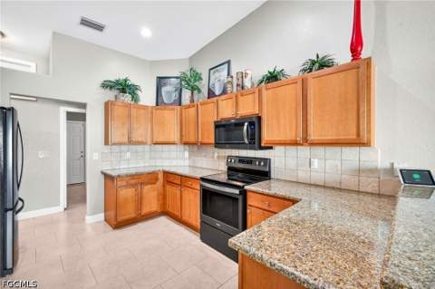 1417 NW 16th Pl, Cape Coral FL - photo 14 of 34