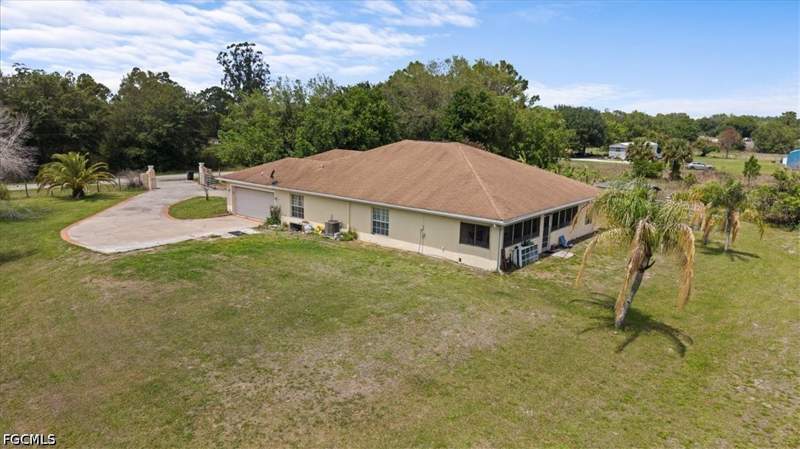 4 bedroom SingleFamilyResidence at 545 N Isora St, Montura, Clewiston — photo 4