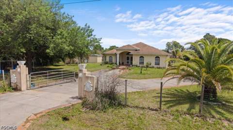 545 N Isora St, Clewiston FL - photo 6 of 38