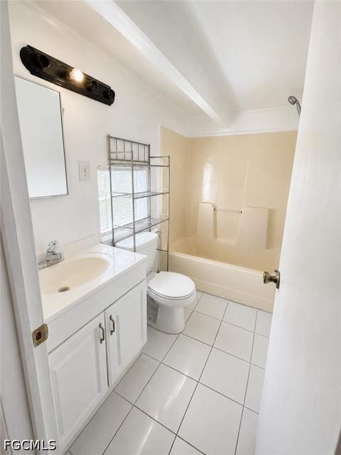2204 Coronet St, Fort Myers FL - photo 11 of 18