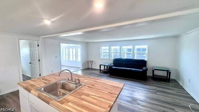 2 bedroom ManufacturedHome at 5664 Captain John Smith Loop, Old Bridge Village, North Fort Myers — photo 2