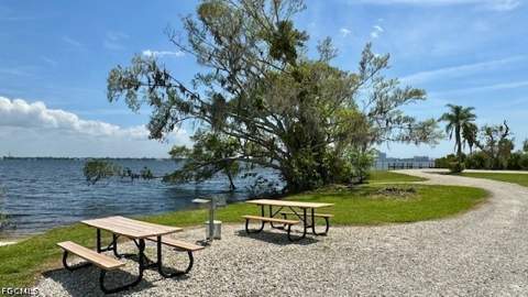 5664 Captain John Smith Loop, North Fort Myers FL - photo 23 of 41