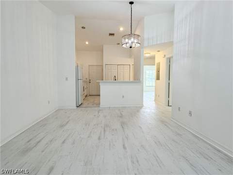6265 Vista Garden Way B, Naples FL - photo 14 of 36