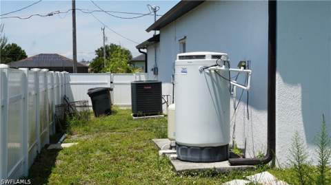 2700 NW 11th St, Cape Coral FL - photo 17 of 20