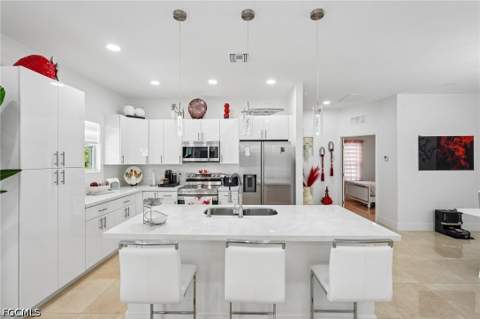 910 Richmond Ave N, Lehigh Acres FL - photo 10 of 50