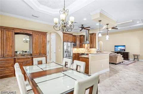 672 Fairway Ter, Naples FL - photo 8 of 40