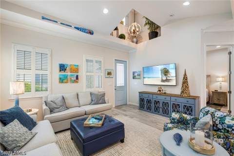 7178 Saona Ct, Naples FL - photo 7 of 33