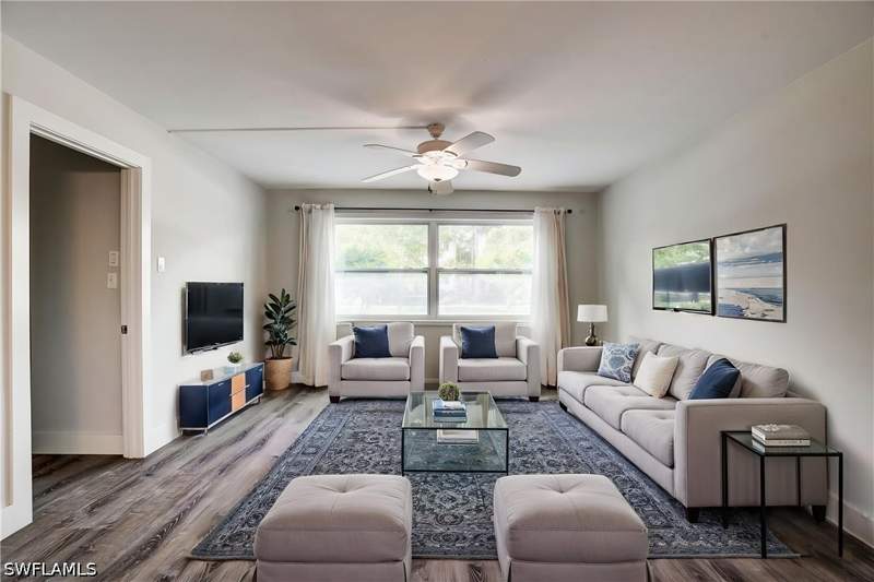 2 bedroom Condominium at 975 9th Ave S 11, Bayview, Naples — photo 2