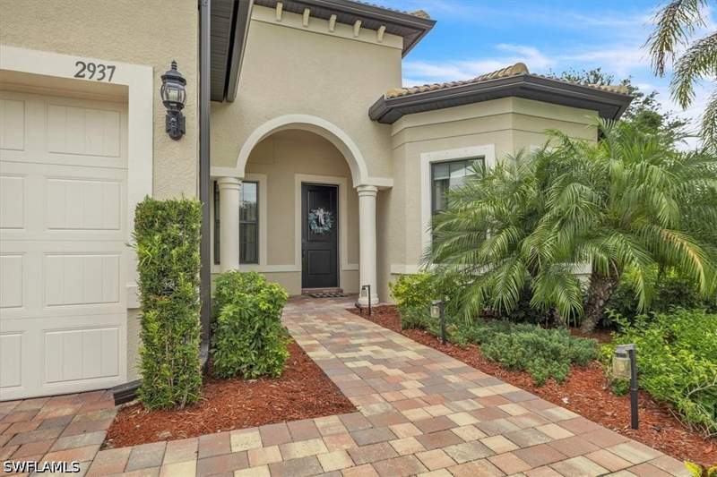 3 bedroom SingleFamilyResidence at 2937 Sagittaria Ln, Country Club, Alva — photo 4
