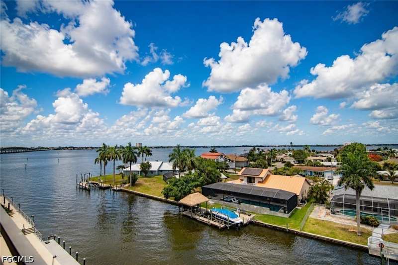 2 bedroom Condominium at 1766 Cape Coral Pkwy E 510, Harbor South Condo, Cape Coral — photo 1