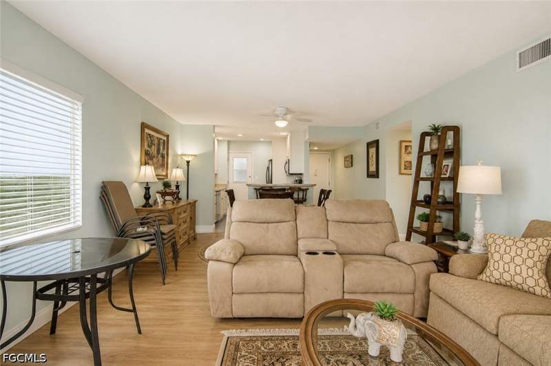2 bedroom Condominium at 1766 Cape Coral Pkwy E 510, Harbor South Condo, Cape Coral — photo 3