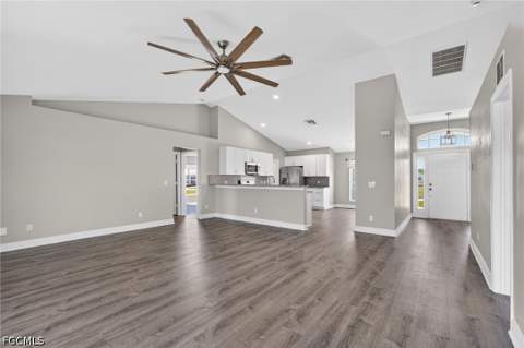 409 NE 25th Ter, Cape Coral FL - photo 12 of 49