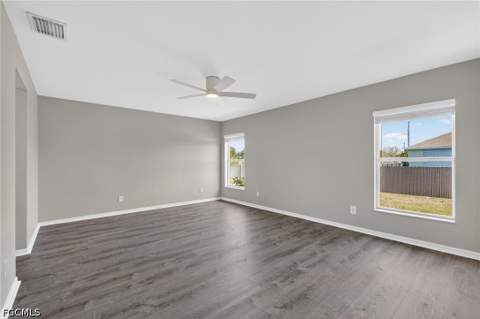 409 NE 25th Ter, Cape Coral FL - photo 19 of 49
