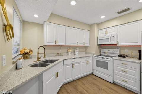 713 Canton Ave, Lehigh Acres FL - photo 9 of 29