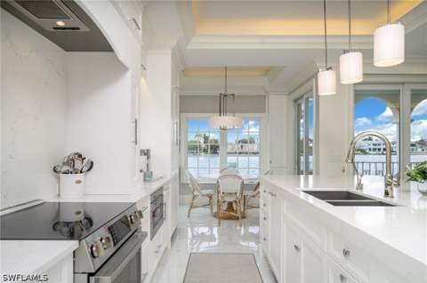 4000 Gulf Shore Blvd N 3300, Naples FL - photo 22 of 45