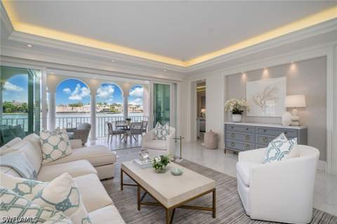4000 Gulf Shore Blvd N 3300, Naples FL - photo 9 of 45