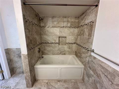 4266 Island Cir B, Fort Myers FL - photo 7 of 19
