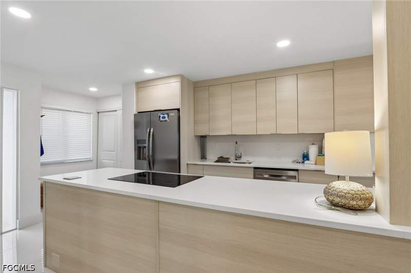 2 bedroom Condominium at 7500 Estero Blvd 102, Riviera Club, Fort Myers Beach — photo 5