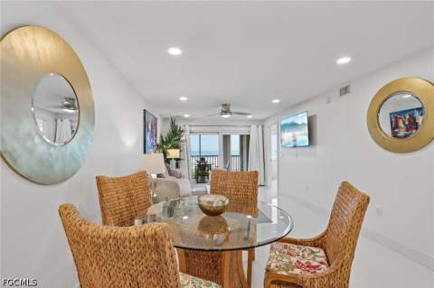 7500 Estero Blvd 102, Fort Myers Beach FL - photo 9 of 29