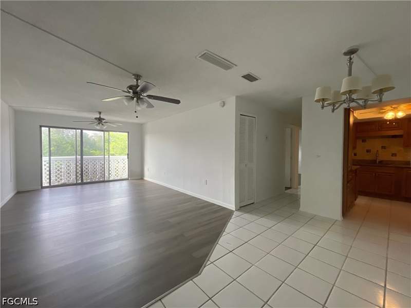 2 bedroom Condominium at 3704 Broadway 318, Windsor West, Fort Myers — photo 2