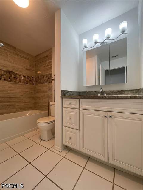 3704 Broadway 318, Fort Myers FL - photo 21 of 41