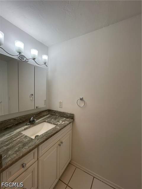 3704 Broadway 318, Fort Myers FL - photo 24 of 41