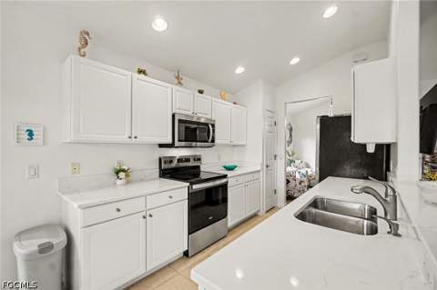 10021 Colonial Country Club Blvd, Fort Myers FL - photo 13 of 50