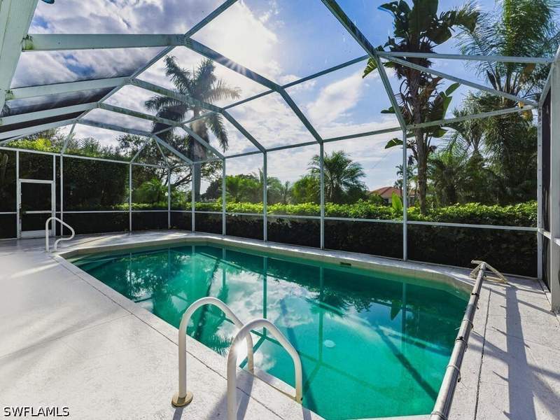 3 bedroom SingleFamilyResidence at 2051 Morning Sun Ln, Heritage Greens, Naples — photo 3