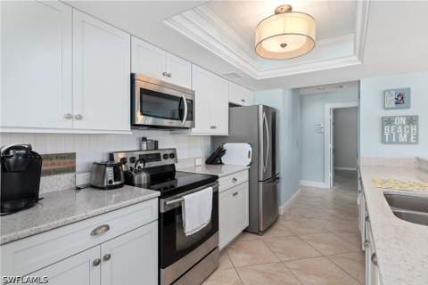 511 Clubside Dr 1-511, Naples FL - photo 6 of 27