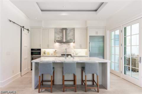 912 9th Ave S, Naples FL - photo 10 of 44