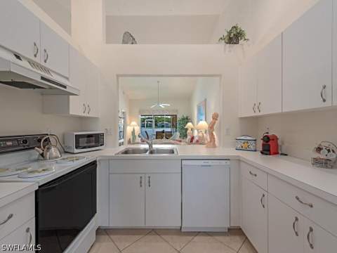 2960 W Crown Pointe Blvd, Naples FL - photo 13 of 27