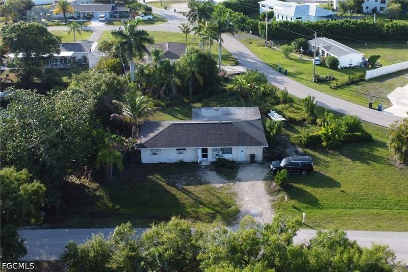 3 bedroom SingleFamilyResidence at 6701 Fiesta LN, FIESTA VILLAGE FIRST ADD, Fort Myers — photo 1